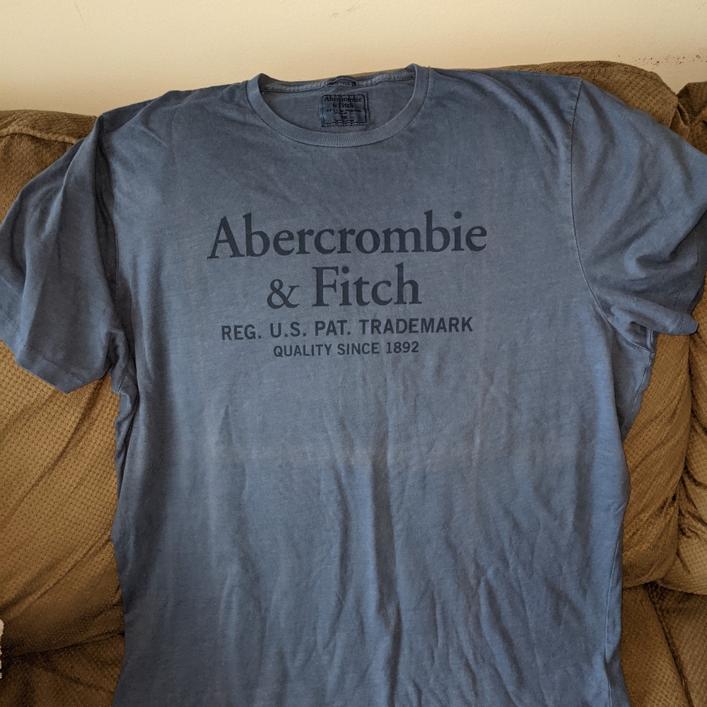 A&F T-Shirt